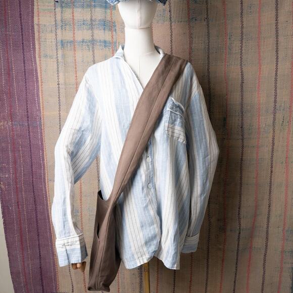 Upcycled carhartt hobo bag - Picture 3 of 6